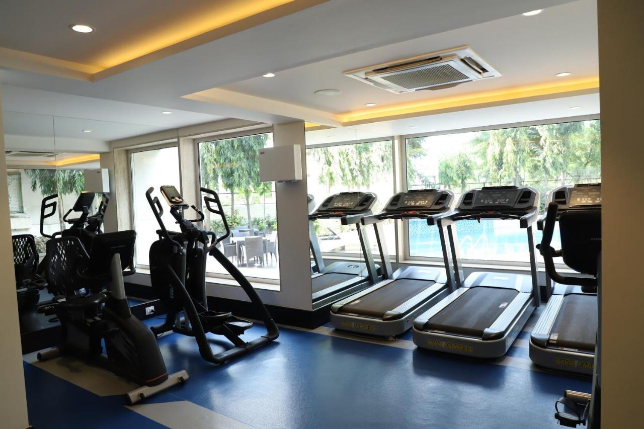 Quality Inn Patria Suites, Райкот Екстериор снимка