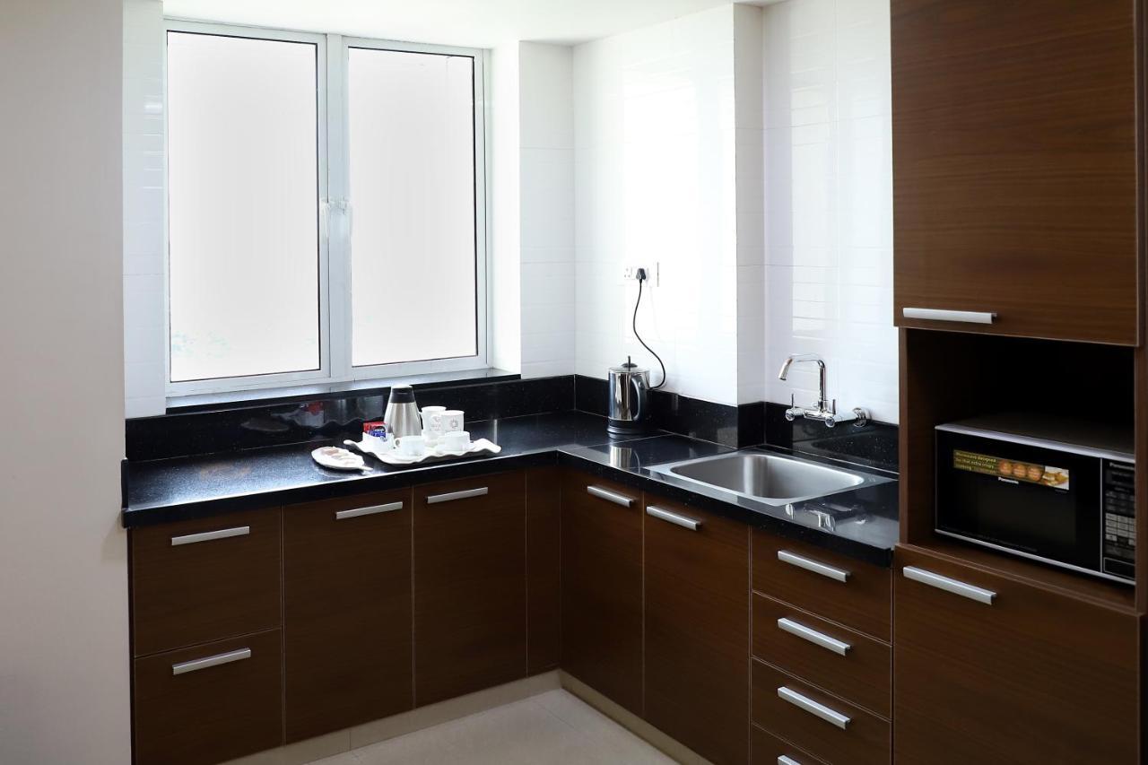 Quality Inn Patria Suites, Райкот Екстериор снимка